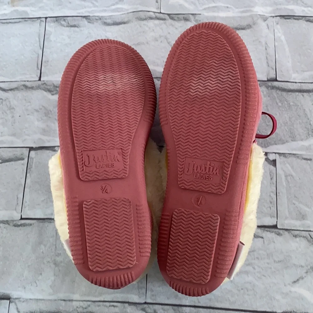 Justin girls slipper/loafers size 3/4
